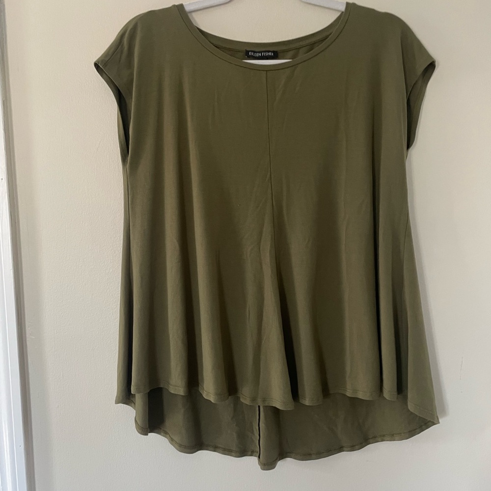 Eileen Fisher olive green flared top. Size xxs.